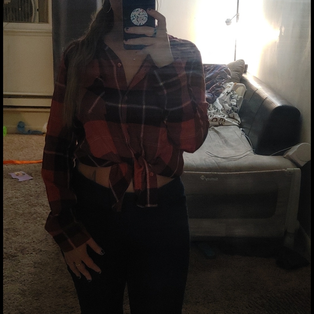 Shirt - Picture 4 of 4